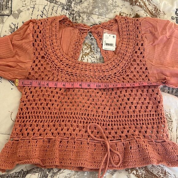 NWT Free People Megan crochet coral sand top L - Picture 9 of 15